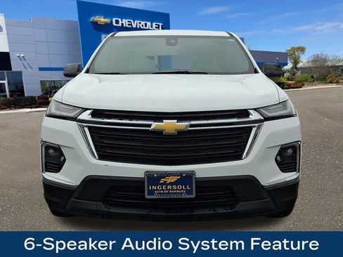 Used 2022 Chevrolet Traverse LS image 3