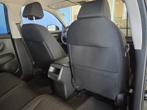New 2026 Honda HR-V LX image 26
