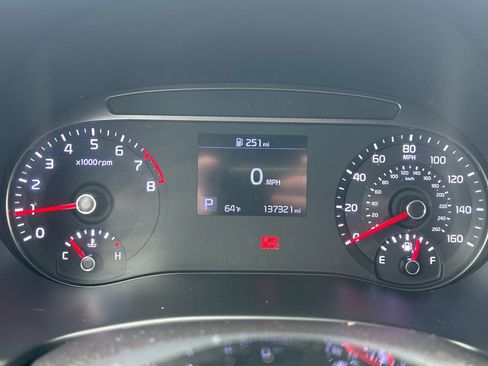 Used 2020 Kia Soul EX FWD image 20