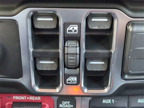 New 2025 Jeep Wrangler Unlimited Rubicon 392 image 24