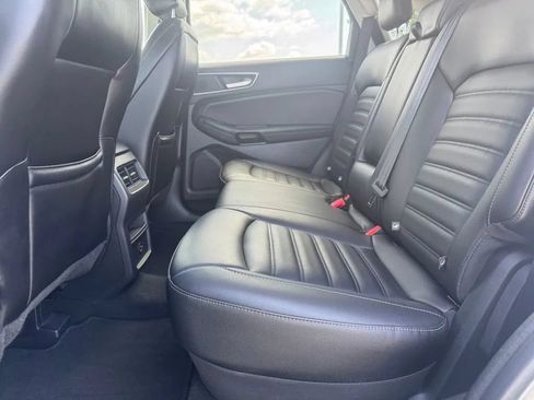 Used 2022 Ford Edge SEL AWD/4WD image 17