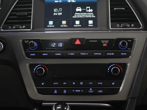 Used 2017 Hyundai Sonata Limited image 15