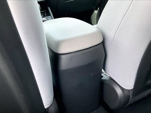 Used 2022 Hyundai Kona SEL FWD image 32