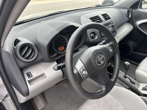 Used 2012 Toyota RAV4 4WD w/ Value Pkg image 11