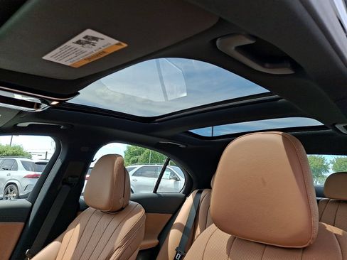 New 2026 Mercedes-Benz E 450 4MATIC Sedan image 10