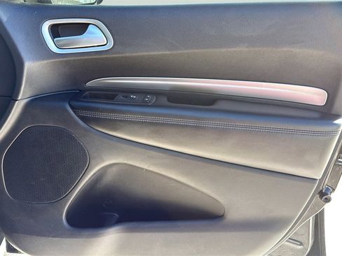 Used 2020 Dodge Durango SXT image 9