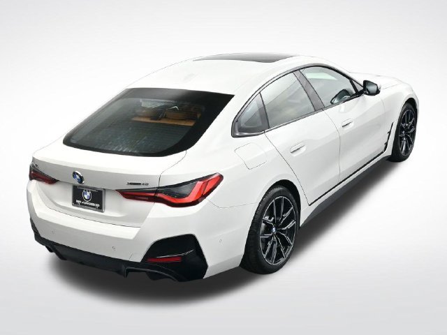 New 2026 BMW i4 xDrive40i w/ M Sport Package AWD/4WD image 25