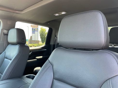 Used 2024 GMC Sierra 1500 SLT w/ SLT Premium Plus Package AWD/4WD image 23