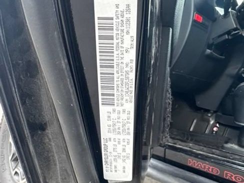 Used 2015 Jeep Wrangler Rubicon AWD/4WD image 14