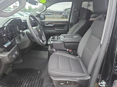 Used 2024 Chevrolet Silverado 1500 LT AWD/4WD image 10