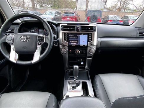 Used 2021 Toyota 4Runner SR5 Premium image 15