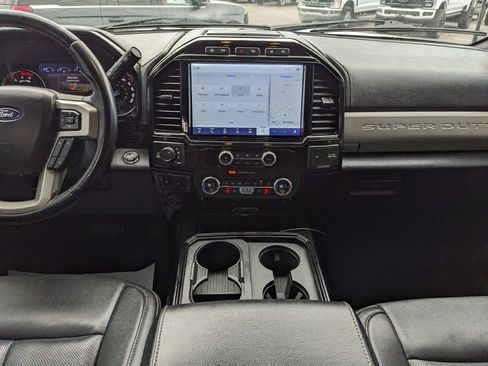 Used 2022 Ford F250 Lariat w/ Lariat Ultimate Package image 18
