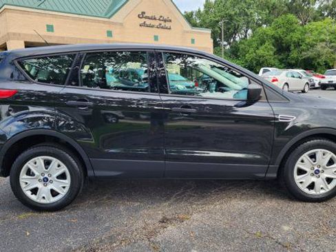 Used 2014 Ford Escape S FWD image 4