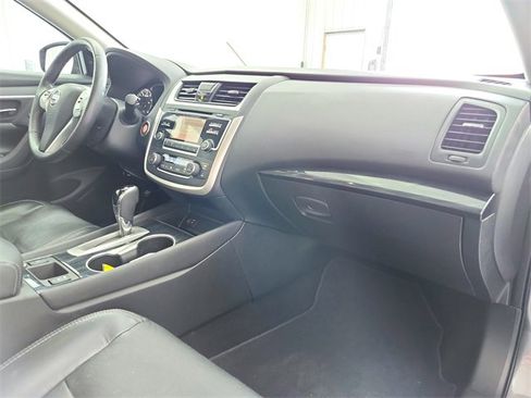 Used 2017 Nissan Altima 2.5 SL image 39