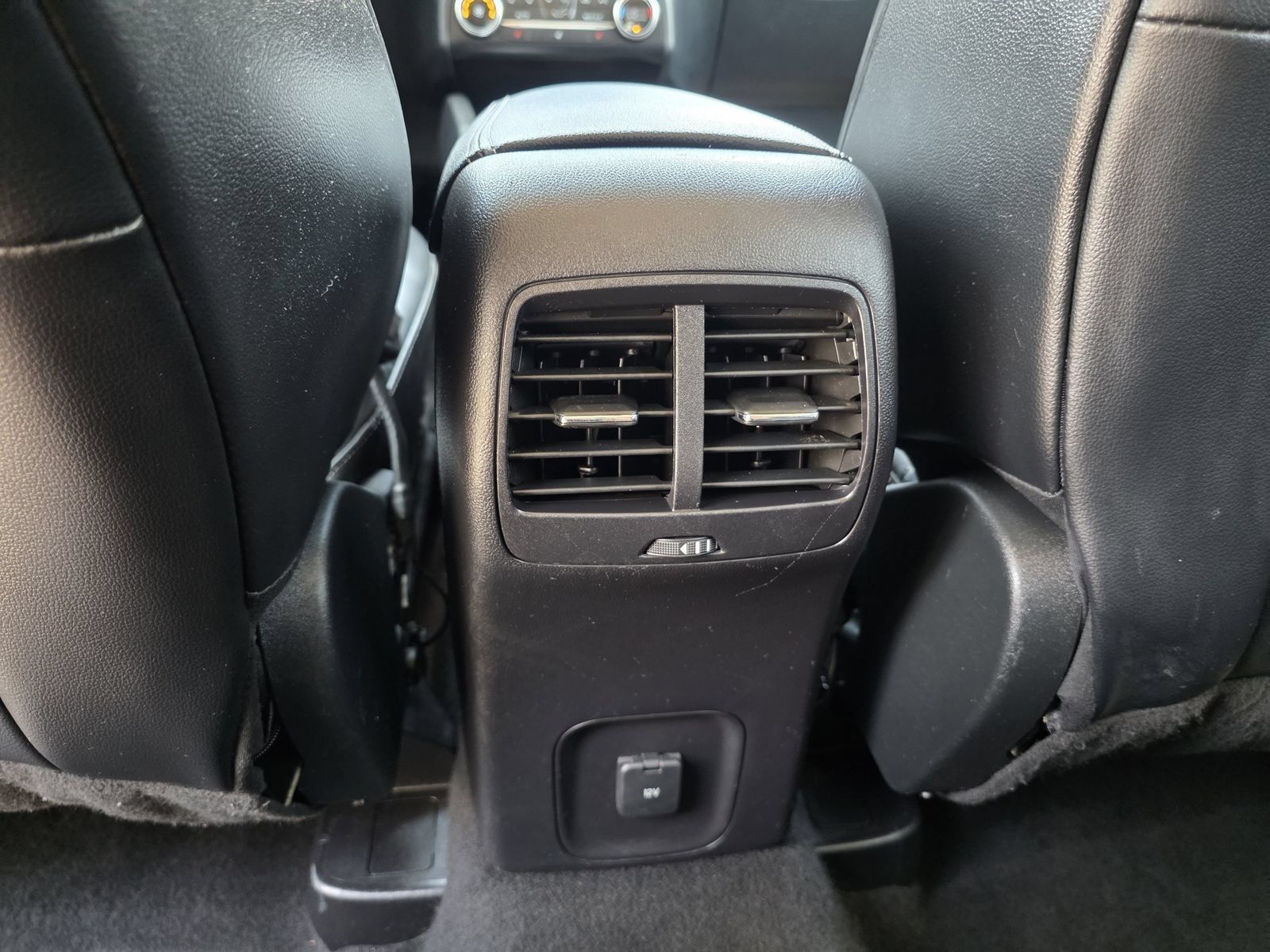 Used 2020 Ford Escape SEL FWD image 17