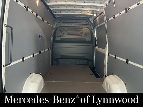 New 2026 Mercedes-Benz Sprinter 2500 image 8