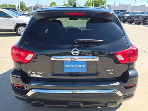 Used 2020 Nissan Pathfinder SL AWD/4WD image 4
