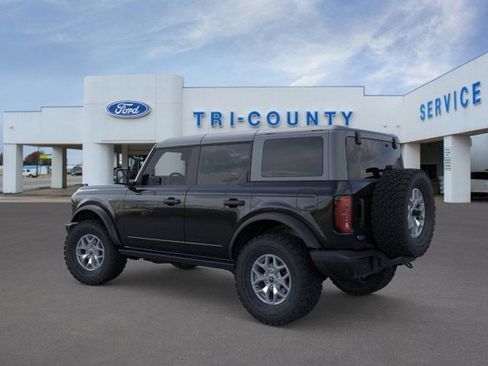 New 2025 Ford Bronco Badlands image 4