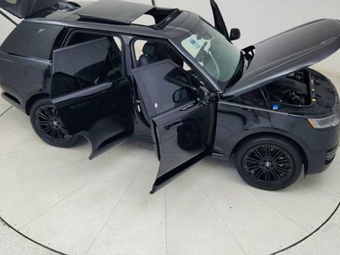 Used 2025 Land Rover Range Rover SE image 83