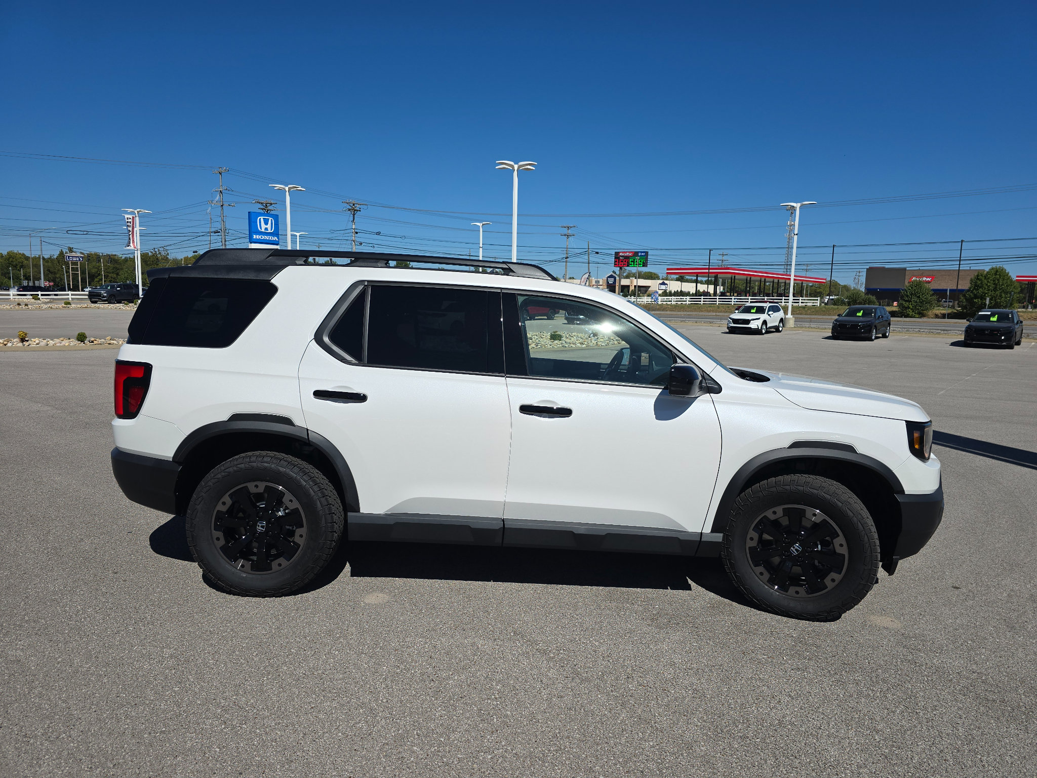 Certified 2026 Honda Passport TrailSport Elite image 5