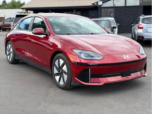 Used 2024 Hyundai Ioniq 6 SE RWD image 3