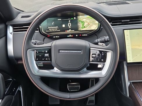 New 2025 Land Rover Range Rover SE image 24