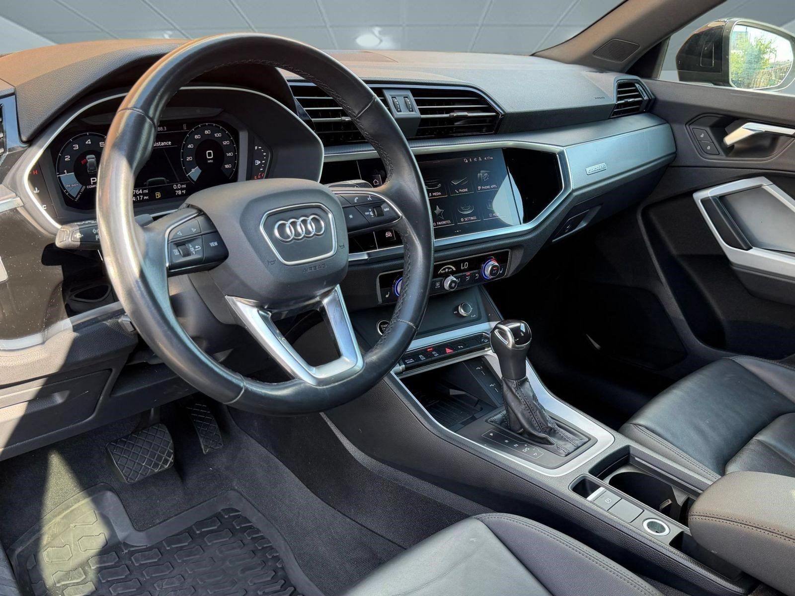 Used 2024 Audi Q3 2.0T Premium AWD/4WD image 4