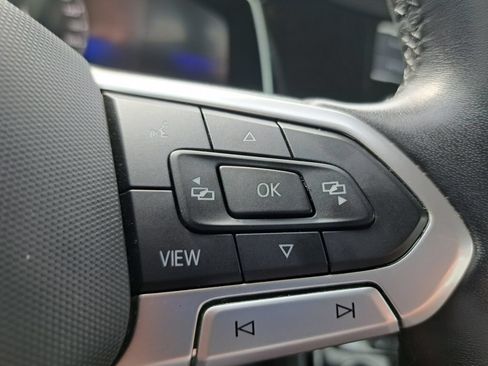 Used 2024 Volkswagen Jetta SE FWD image 13