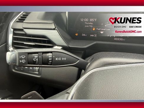 Used 2024 GMC Acadia Elevation AWD/4WD image 21