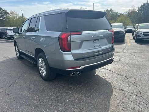 Used 2025 GMC Yukon Denali AWD/4WD image 2