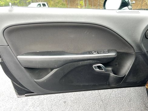 Used 2019 Dodge Challenger SXT image 11