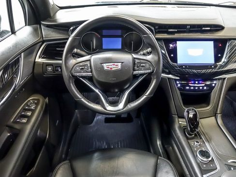 Certified 2024 Cadillac XT6 Premium Luxury w/ LPO, Floor Liner Package image 18