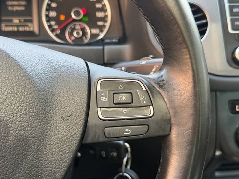 Used 2013 Volkswagen Tiguan S AWD/4WD image 23