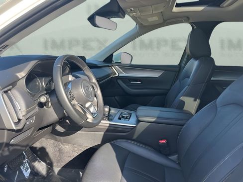 Used 2024 MAZDA CX-90 3.3 Turbo w/ Preferred Plus image 9