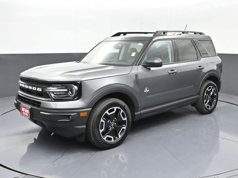 Used 2024 Ford Bronco Sport Outer Banks image 1