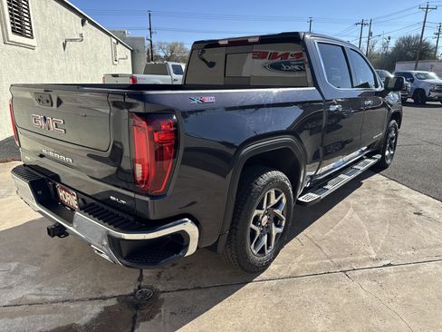 Used 2022 GMC Sierra 1500 SLT w/ SLT Premium Plus Package image 7