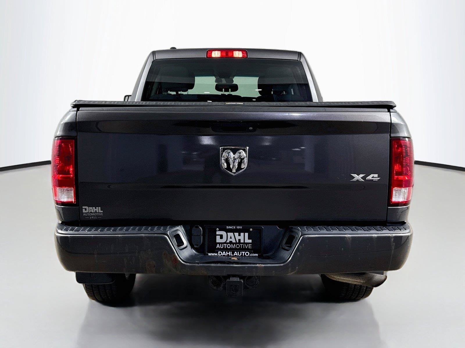 Used 2018 RAM 1500 Express w/ Express Value Package AWD/4WD image 11