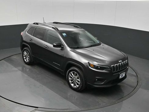 Used 2022 Jeep Cherokee Latitude Lux w/ Sun & Sound Group AWD/4WD image 10