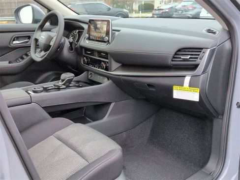 New 2026 Nissan Rogue SV w/ Cold Weather Package image 20