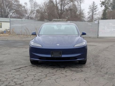 Used 2025 Tesla Model 3 Long Range image 2