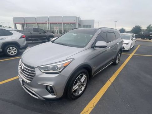 Used 2018 Hyundai Santa Fe Limited AWD/4WD image 6