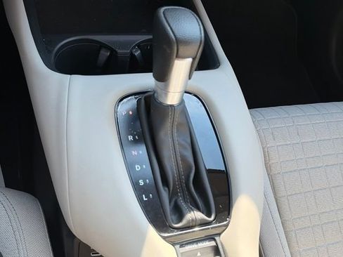 Certified 2024 Honda HR-V LX image 23