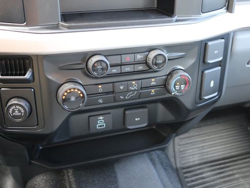 Used 2026 Ford F250 XL RWD image 21