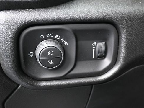 Used 2026 RAM 3500 Tradesman AWD/4WD image 15