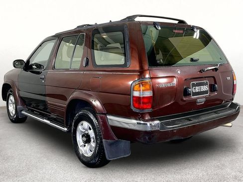 Used 1999 Nissan Pathfinder XE RWD image 14