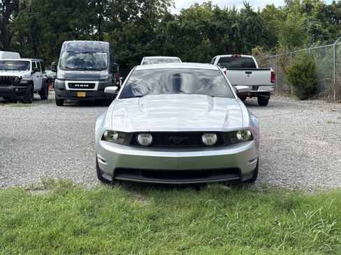 Used 2011 Ford Mustang GT Premium w/ GT Coupe Accessory Pkg 1 RWD image 2