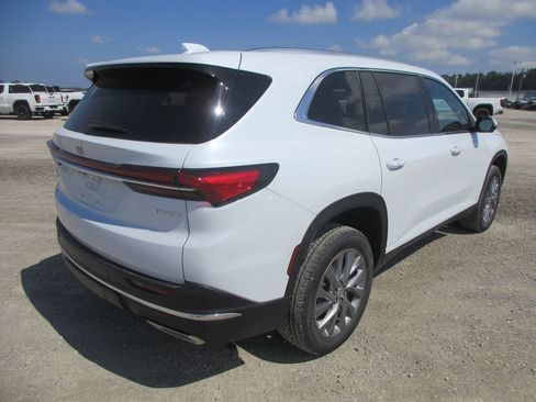 New 2026 Buick Enclave Preferred FWD image 5