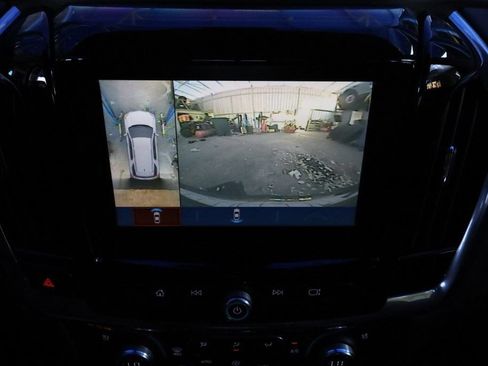 Used 2019 Chevrolet Traverse Premier w/ Redline Edition FWD image 32