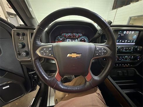 Used 2018 Chevrolet Silverado 2500 High Country w/ Duramax Plus Package image 14