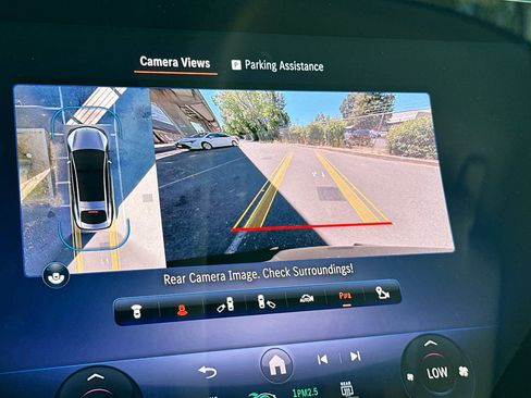 Used 2022 Mercedes-Benz EQS 580 4MATIC Sedan image 21